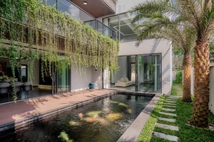 A 700m2 Villa That Seamlessly Integrates Nature into Modern Living - image 10
