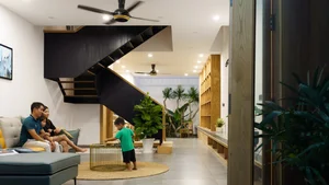 Dang House: Innovative 100m² Modern Townhouse with Natural Light Design - image 10