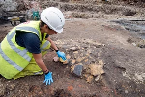 Ancient Roman Fresco Revealed: A Masterpiece Restored After 2,000 Years of Decay - image 8