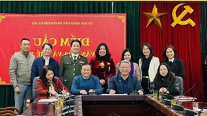 Hanoi Outlines Plans to Ensure Safe and Civilized Spring Festivals in 2024 - image 3