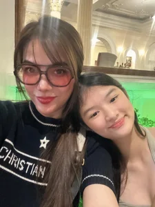 Devon Tran: The Rising Star and 1.7m Tall Daughter of Actress Trương Ngọc Ánh Captivates Fans - image 3