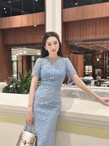 Kỳ Duyên Stuns in Elegant Black Dress and Khánh Thi Shares Heartwarming Family Moments - image 2