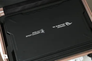 Reviewing the ROG Flow Z13-KJP: A $4,000 Tech Masterpiece by Hideo Kojima - image 12
