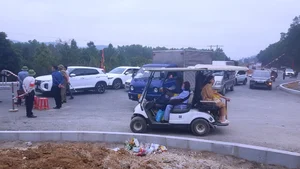 Managing Tourism Growth: The Rise of Electric Vehicles at Con Son Relic Site - image 6