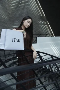 YiTuYu Art Language Vol.9447 Jia Jia: Contemporary Fine Art Portraits - image 0