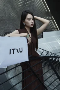 YiTuYu Art Language Vol.9447 Jia Jia: Contemporary Fine Art Portraits - image 11