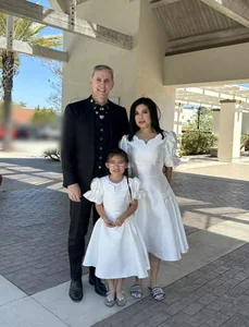Luxury Lifestyle: Bich Tuyen’s Daughter in a $65 Million Mansion and Early Golf Training - image 5