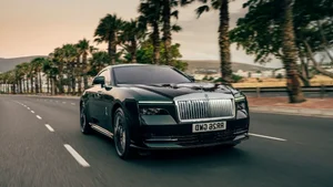 Rolls Royce Spectre Series II Debuts with 671 Horsepower and Stunning Dashboard - image 15