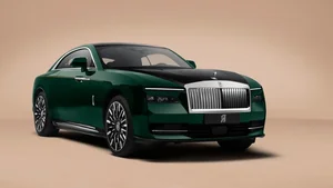 Rolls Royce Spectre Series II Debuts with 671 Horsepower and Stunning Dashboard - image 16