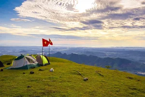 Discover the Lush Green Steppes of Thanh Hoa: A Perfect Trekking Destination in Vietnam - image 1