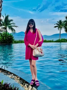 Actress Hien Mai Defines Timeless Beauty at Nearly 60 - image 4