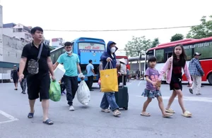 Traveling Smart: How Hanoi Residents Beat the Holiday Traffic Rush - image 4