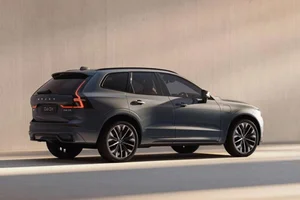 Volvo Vietnam Unveils 2026 XC60 and S90 Luxury Models and Pricing - image 1