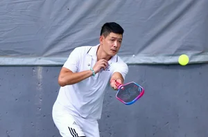 Vietnamese Celebrities Shine at the Nguoi Lao Dong Newspaper Pickleball Tournament - image 9