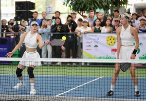 Vietnamese Celebrities Shine at the Nguoi Lao Dong Newspaper Pickleball Tournament - image 4