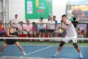 Vietnamese Celebrities Shine at the Nguoi Lao Dong Newspaper Pickleball Tournament - image 2