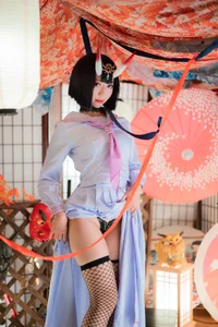 Money Leng Leng Captivates Fans with Shuten Douji Cosplay Collection - image 11