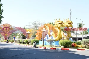 Spectacular Dragon Mascots of Vietnam's Tet Giap Thin 2024 - image 3
