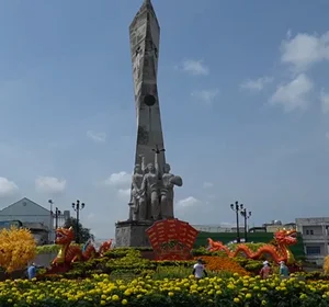 Spectacular Dragon Mascots of Vietnam's Tet Giap Thin 2024 - image 11