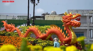 Spectacular Dragon Mascots of Vietnam's Tet Giap Thin 2024 - image 1