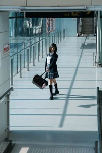 Urban Subway Portrait Photography: YiTuYu Art Language Vol.9127 Featuring Qi Qi in a Cinematic Metro Setting - image 7