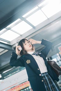 Urban Subway Portrait Photography: YiTuYu Art Language Vol.9127 Featuring Qi Qi in a Cinematic Metro Setting - image 11