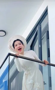Trending Social Media: Vien Vibi’s Unique Wedding and Yen Xuan’s Bikini Style - image 6