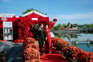 Trending Social Media: Vien Vibi’s Unique Wedding and Yen Xuan’s Bikini Style - image 24