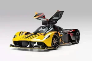 Inside the Aston Martin Valkyrie: A Masterclass in Hypercar Engineering - image 4