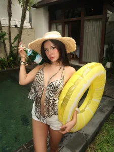 Xuan Ca and Quynh Nhu Showcase Stunning 'Wild' Summer Fashion Trends - image 6