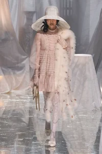 Valentino Spring-Summer Collection: A Bold Vision of Eccentric Luxury - image 6