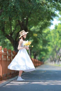 Fish-Lam Showcases Elegance in YiTuYu Art Language Vol.9916 - image 2