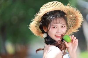 Fish-Lam Showcases Elegance in YiTuYu Art Language Vol.9916 - image 3
