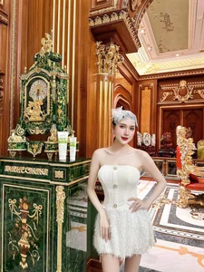 Inside Ngan Collagen’s 1,000sqm Luxury Mansion: A Masterpiece of Architecture and Opulence - image 6