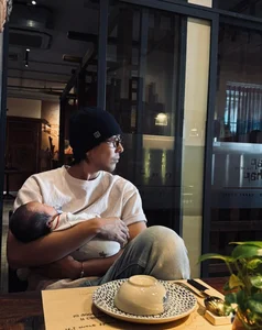 The Happy Nest: A Glimpse into Model Le Thu Trang’s Family Life - image 1