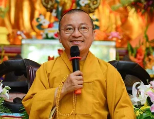 The Social Media Clash: Analyzing the Controversial Statements Between Ms. Phuong Hang and Thich Nhat Tu - image 0