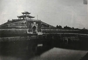 Nostalgic Journey Through Hanoi Streets More Than 100 Years Ago - image 6