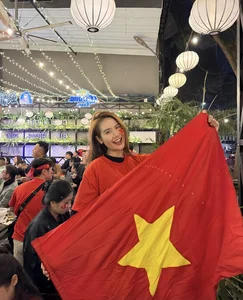 Vietnamese Stars Spotlight: Miss Grand Thuy Tien Joins Street Celebrations and Trinh Kim Chi Shares Heartwarming Photos of Her Beautiful Daughter - image 4