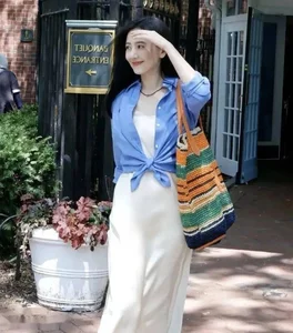 Chic Summer Color Combinations: How to Style White for a Youthful Look - image 1