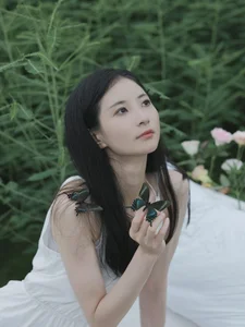 Exploring Contemporary Visuals with Xiao Zhao in Art Language Vol.4871 - image 11