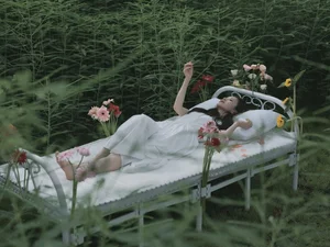 Exploring Contemporary Visuals with Xiao Zhao in Art Language Vol.4871 - image 3
