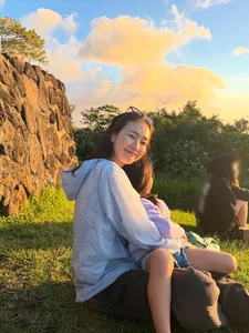 Choi Ji Woo Shares Heartwarming Travel Moments with Her Daughter: A Glimpse into the Winter Sonata Star’s Scenic Family Vacation - image 3