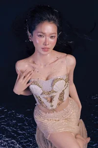 Do Yen Dan Beach Gallery: Stunning Bikini Fashion and Summer Vibes - image 5