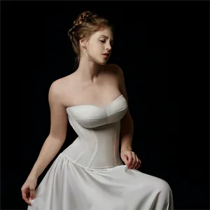 Russian Hot Mom Stuns in Angelic and Ethereal New Photoshoot - image 4
