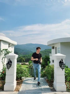Inside the Luxury Villas of Actors Manh Truong and Viet Anh - image 2
