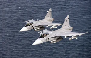 The Challenges Facing the F-16 Fighting Falcon in the Colombian Defense Market - image 2