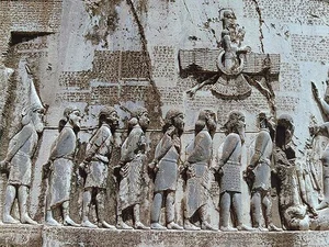 Unveiling History: The World's 10 Most Famous Ancient Stone Steles and Their Secrets - image 3
