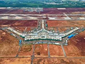 Five Critical Challenges Awaiting Vietnam's New Minister of Transport - image 1