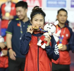 From Football Pitch to Glamour: Thanh Nha Transforms into the Ultimate 'Miss Ha Tay' with Sexy Style - image 6