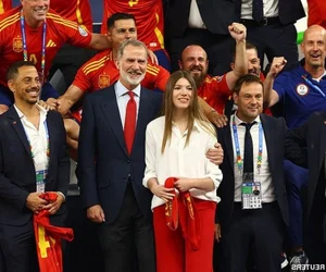 Celebrity Sightings at the Euro Finals: Stars Gather for Football’s Biggest Night - image 3